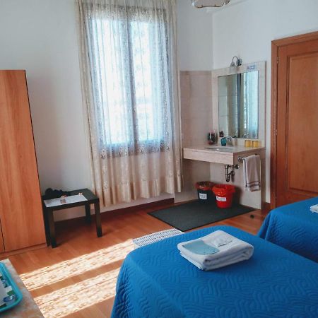 Casa Favaretto Guest House Venetië Buitenkant foto